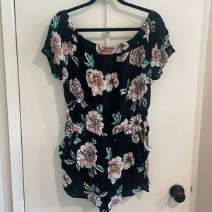Roxy Floral Romper With Pockets